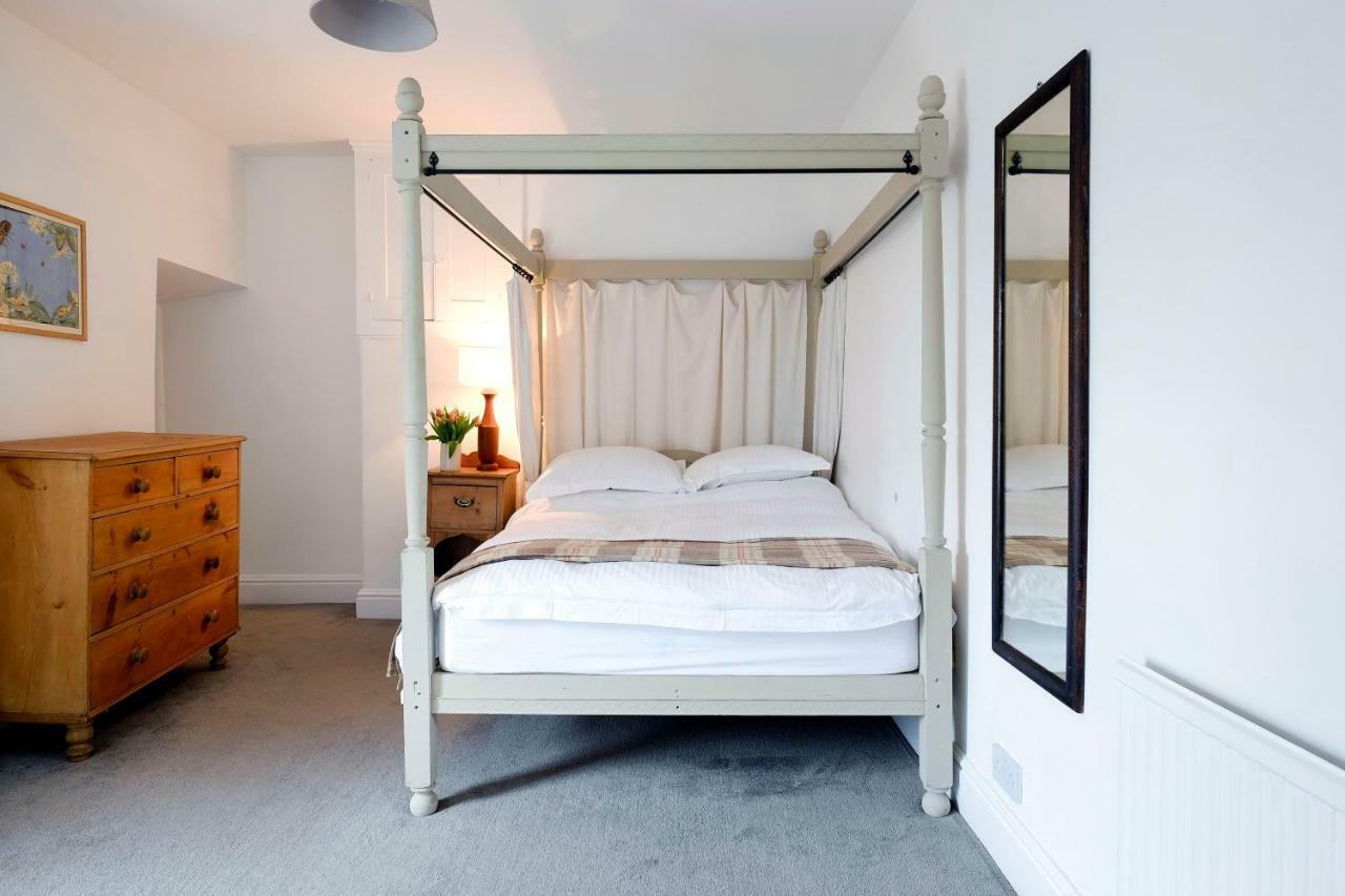 Bed and Breakfast The Grange Glasbury Екстер'єр фото