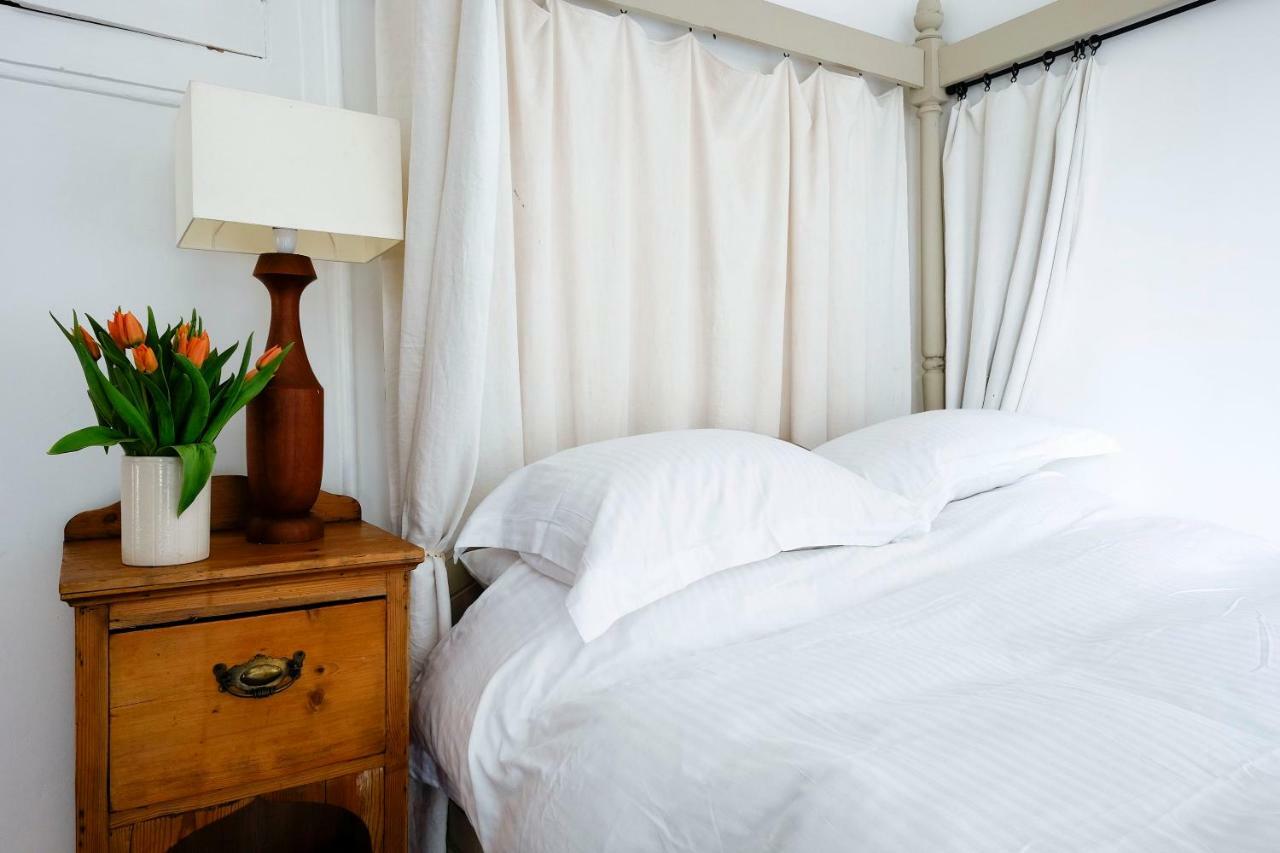 Bed and Breakfast The Grange Glasbury Екстер'єр фото